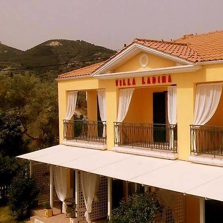 Villa Ladina Λυγιά Εξωτερικό φωτογραφία