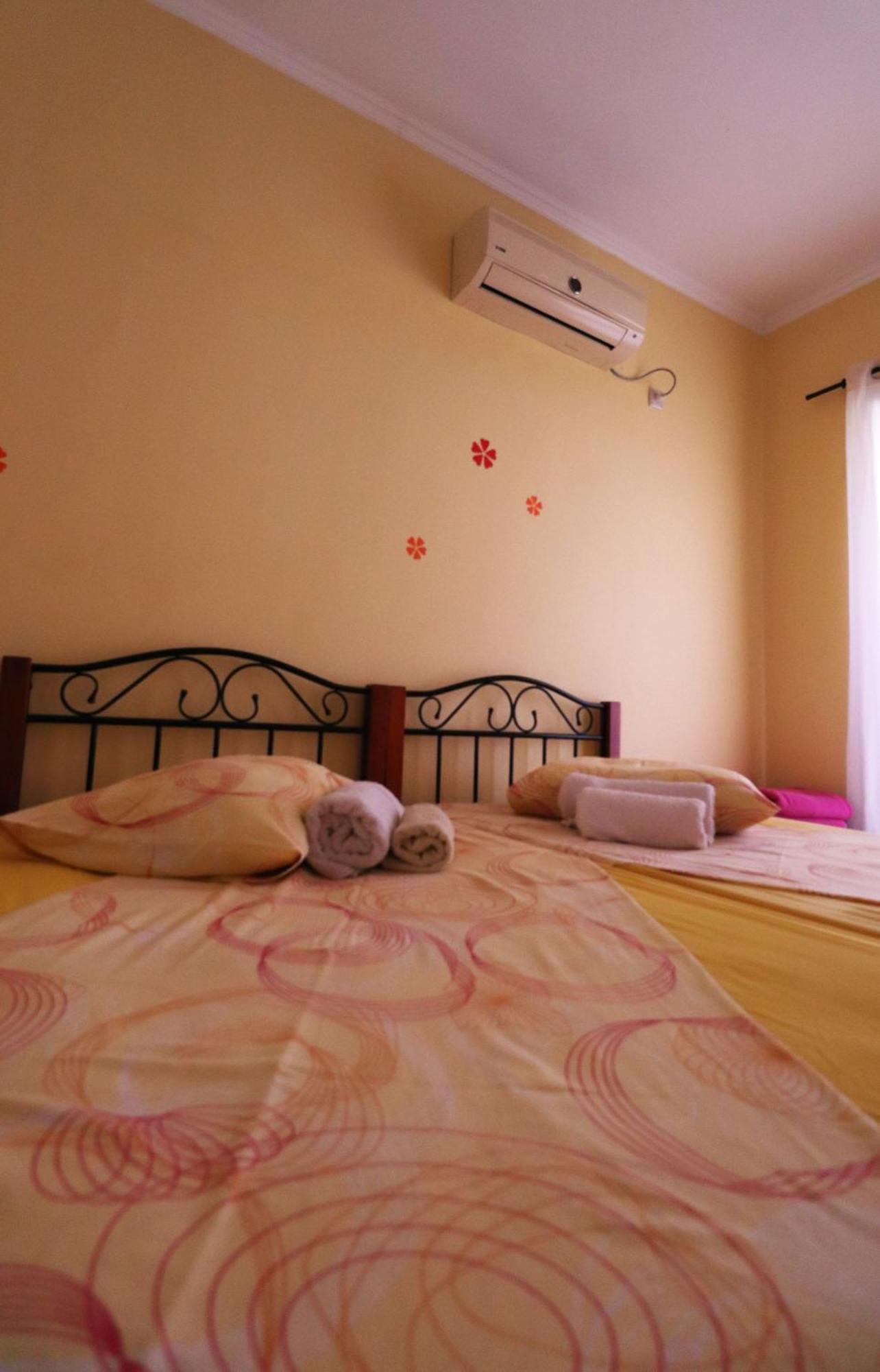 Villa Ladina Λυγιά Εξωτερικό φωτογραφία